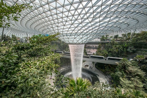 Xây dựng công trình xanh từ hình mẫu của Singapore - Ảnh 1. Xây dựng công trình xanh từ hình mẫu của Singapore - Ảnh 1.