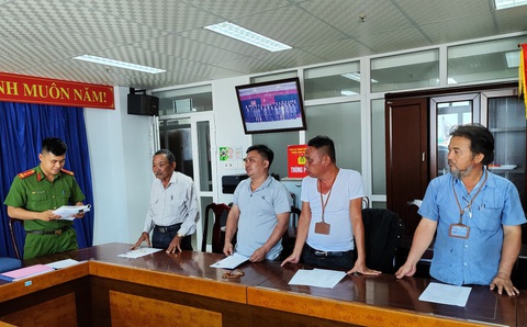 Vụ hối lộ tại trung tâm đăng kiểm xe cơ giới ở Đà Nẵng: Khởi tố thêm 4 người - Ảnh 1. Mở rộng điều tra vụ án tại Trung tâm đăng kiểm xe cơ giới 43-05D, cơ quan công an khởi tố thêm bốn người - Ảnh: H.B.