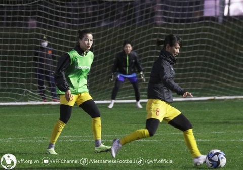 Hoa khôi đội tuyển nữ Việt Nam hồi hộp chờ đấu World Cup nữ 2023 - Ảnh 2. Đội tuyển nữ Việt Nam tích cực tập luyện tại Auckland - Ảnh: VFF