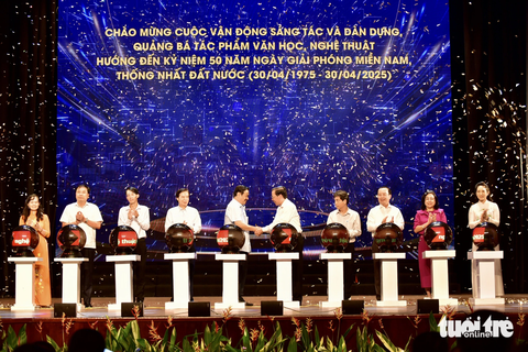 Nghi thức phát động cuộc vận động - Ảnh: T.T.D. Nghi thức phát động cuộc vận động - Ảnh: T.T.D.