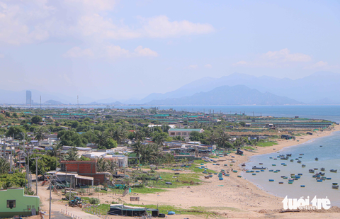 Thôn Vĩnh Trường - nơi quy hoạch điện hạt nhân 1 ở Ninh Thuận - Ảnh: DUY NGỌC Thôn Vĩnh Trường - nơi quy hoạch nhà máy điện hạt nhân 1 ở Ninh Thuận - Ảnh: DUY NGỌC
