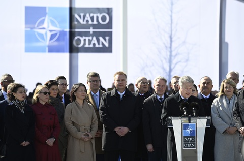 Tổng thống Phần Lan Sauli Niinisto phát biểu tại Lễ thượng cờ Phần Lan tại trụ sở NATO (Brussels, Bỉ) hôm 4-4 - Ảnh: AFP Tổng thống Phần Lan Sauli Niinisto phát biểu tại lễ thượng cờ Phần Lan tại trụ sở NATO (Brussels, Bỉ) hôm 4-4 - Ảnh: AFP