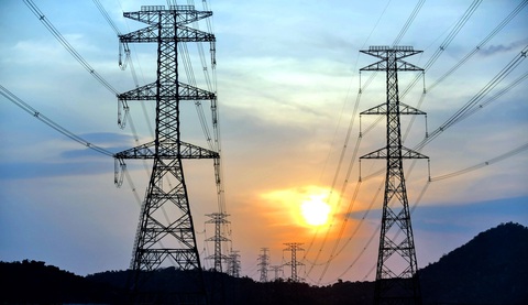Đường điện 220kV đi qua tỉnh Đồng Nai - Ảnh: QUANG ĐỊNH Đường điện 220kV đi qua tỉnh Đồng Nai - Ảnh: QUANG ĐỊNH