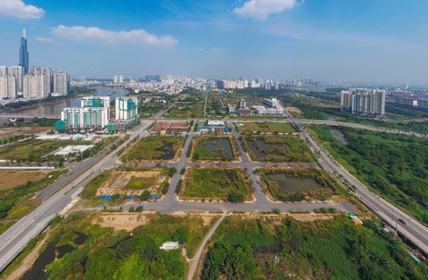 TP.HCM lên kế hoạch đấu giá lần lượt 3.790 căn hộ và hàng chục lô đất Thủ Thiêm - Ảnh 1. TP.HCM tiếp tục đưa ra đấu giá 4 lô đất thuộc khu chức năng số 3 của khu đô thị mới Thủ Thiêm từng bán đấu giá vào tháng 12-2021 - Ảnh: QUANG ĐỊNH