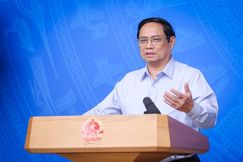 Thủ tướng chỉ đạo ban hành loạt cơ chế, huy động toàn xã hội thực hiện cam kết COP26 - Ảnh 1. Thủ tướng chủ trì phiên họp của Ban Chỉ đạo COP26 ngày 14-7 - Ảnh: VGP
