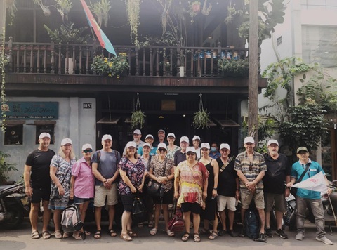 Vietluxtour mở rộng thị trường khách quốc tế - Ảnh 1. Đoàn khách Úc tham quan di tích Biệt động Sài Gòn