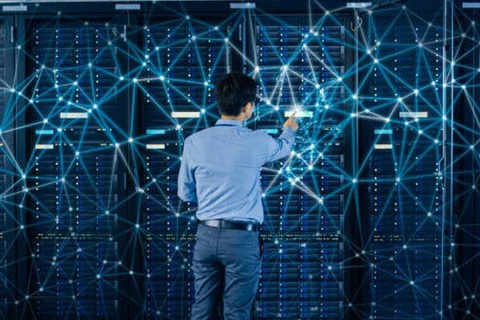 Vị trí System Admin là gì? Cập nhật mô tả công việc chi tiết nhất - Ảnh 2. Khái quát về nghề System Admin - Ảnh: Internet.