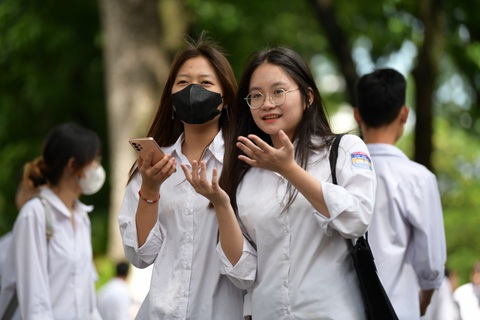 Nhiều trường hot công bố điểm chuẩn đại học 2023 - Ảnh 1. Nhiều trường hot công bố điểm chuẩn đại học 2023 - Ảnh 1.