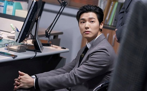 ‘Celebrity’: Góc khuất cuộc sống của người nổi tiếng mạng xã hội - Ảnh 3. Tuyến tình cảm của cặp đôi nam nữ chính mang đến sự thư giãn cho người xem sau những tình tiết căng thẳng - Ảnh: Soompi