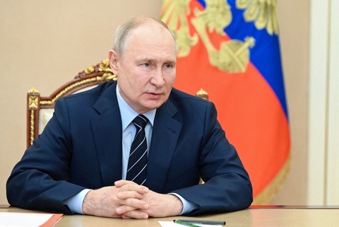 Trả lời phỏng vấn, Tổng thống Nga Vladimir Putin tuyên bố cuộc phản công của Ukraine 'không thành công' - Ảnh: REUTERS Trả lời phỏng vấn, Tổng thống Nga Vladimir Putin tuyên bố cuộc phản công của Ukraine "không thành công" - Ảnh: REUTERS