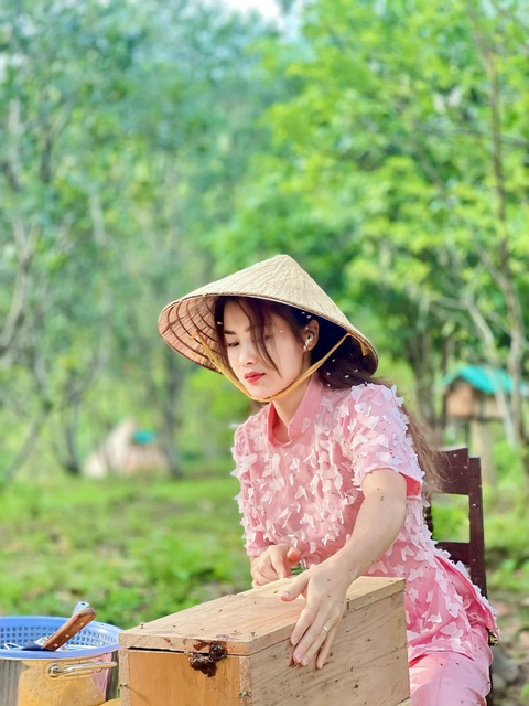 Từ yêu bếp đến nhà hàng, farmstay và cà phê take away Aranna - Ảnh 1. Trà My - CEO & Founder công ty TNHH đầu tư phát triển du lịch Nam Phong - từ yêu bếp đến lập nhà hàng, farmstay và cà phê take away