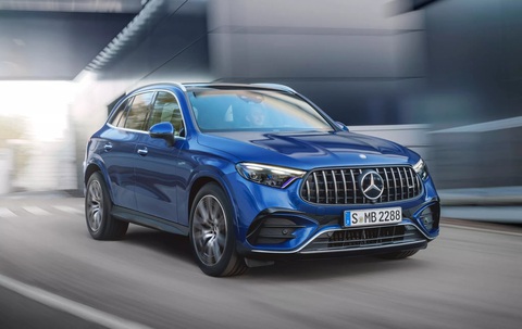 Mercedes-AMG GLC 2024 ra mắt: Thay hết động cơ V6, V8 bằng máy 4 xy-lanh công suất khủng hơn nhiều - Ảnh 1. Mercedes-AMG GLC đời mới không có quá nhiều khác biệt về thiết kế so với GLC thường - Ảnh: Mercedes-Benz