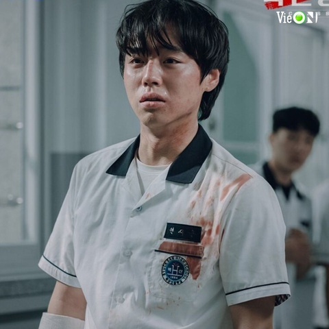Top 5 phim thanh xuân học đường được yêu thích nhất 2023 - Ảnh 6. Park Ji Hoon được đánh giá cao trong Người hùng yếu đuối