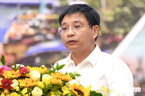 Chính sách đặc thù phát triển TP.HCM được áp dụng cả vùng Đông Nam Bộ? - Ảnh 1. Bộ trưởng Bộ Giao thông vận tải Nguyễn Văn Thắng phát biểu tại hội nghị - Ảnh: HỮU HẠNH