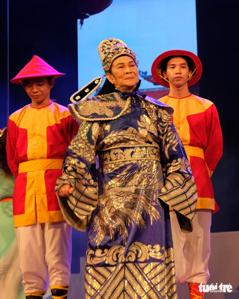 Nghệ sĩ Minh Cảnh trong vai Lưu Bình, trích đoạn Lưu Bình - Dương Lễ - Ảnh: LINH ĐOAN Nghệ sĩ Minh Cảnh trong vai Lưu Bình, trích đoạn Lưu Bình - Dương Lễ - Ảnh: LINH ĐOAN