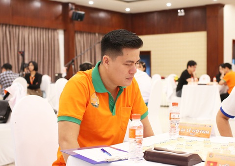 Cao thủ Trung Quốc lách cửa hẹp ở Giải cờ tướng Cúp Phương Trang - Ảnh 3. Lại Lý Huynh là một trong những hy vọng của cờ tướng Việt Nam - Ảnh: M.Q.