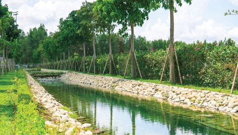 Nghĩa trang sinh thái Sala Garden - gắn kết hiện tại với tương lai - Ảnh 2. Dòng suối tâm linh êm đềm quanh năm tại Sala Garden
