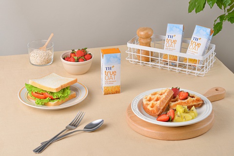 Sữa Yến Mạch Vị Tự Nhiên TH true OAT hứa hẹn sẽ trở thành nguồn dinh dưỡng lành mạnh từ thiên nhiên cho cả gia đình Sữa Yến Mạch Vị Tự Nhiên TH true OAT hứa hẹn sẽ trở thành nguồn dinh dưỡng lành mạnh từ thiên nhiên cho cả gia đình