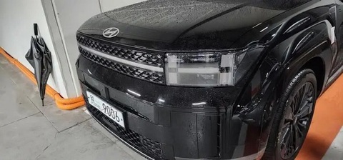Hyundai Santa Fe lộ mặt thực tế ngay sau ngày công bố đầu tiên - Ảnh 8. Hyundai Santa Fe lộ mặt thực tế ngay sau ngày công bố đầu tiên - Ảnh 8.