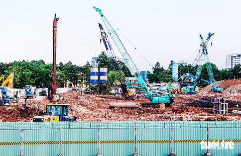 Khu vực đang xây dựng nhà ga T3 của sân bay Tân Sơn Nhất (TP.HCM) - Ảnh: QUANG ĐỊNH Khu vực đang xây dựng nhà ga T3 của sân bay Tân Sơn Nhất (TP.HCM) - Ảnh: QUANG ĐỊNH
