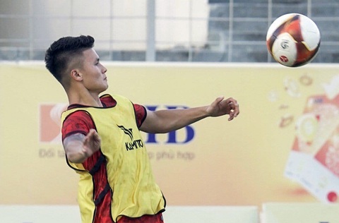 Chiều nay 2-7, Quang Hải ra sân trong màu áo CLB Công An Hà Nội - Ảnh 2. Chiều nay 2-7, Quang Hải ra sân trong màu áo CLB Công An Hà Nội - Ảnh 2.