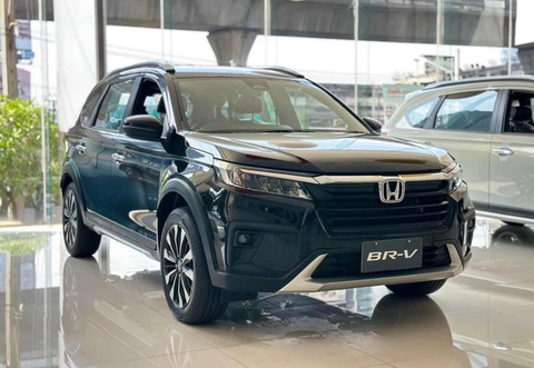 Tin tức giá xe: Honda BR-V mới ra mắt đã giảm giá, đe dọa xe bán chạy Xpander - Ảnh 1. Honda BR-V đang được một số đại lý ưu đãi 70 triệu đồng - Ảnh: Đại lý Honda/Facebook