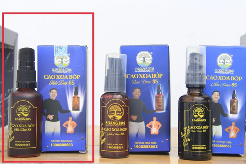 'Biến' nước lọc, rượu cồn thành cao xoa bóp thảo dược, làm sao phân biệt thật - giả? - Ảnh 3. Sản phẩm chính hãng (trong khung đỏ) và các sản phẩm giả mạo đều có chung số điện thoại hotline