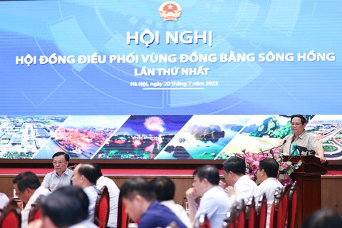 Thủ tướng: Chuẩn bị các thủ tục để triển khai dự án cao Ninh Bình - Nam Định - Thái Bình - Hải Phòng - Ảnh 2. Toàn cảnh hội nghị - Ảnh: VGP