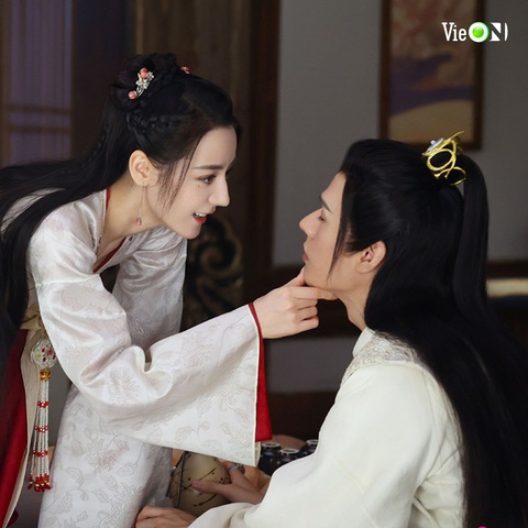 'An lạc truyện' nhận loạt thành tích khủng, Địch Lệ Nhiệt Ba lấy lại hào quang - Ảnh 2. Dù nhận được một số ý kiến trái chiều, nhưng An lạc truyện của Địch Lệ Nhiệt Ba - Cung Tuấn vẫn lên top
