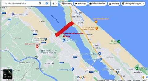 Vì sao Huế chưa xây cầu Vĩnh Tu vượt phá Tam Giang? - Ảnh 3. Vị trí dự kiến của cây cầu nối thị trấn Phú Đa với xã Vinh Xuân (huyện Phú Vang, Thừa Thiên Huế), nơi chỉ cách cầu Trường Hà khoảng 5km - Ảnh: NHẬT LINH chụp lại