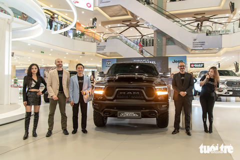 RAM 1500 bản rẻ nhất trình làng Việt Nam - Ảnh 1. Hình ảnh RAM 1500 ra mắt ở Việt Nam - Ảnh: LEE HOÀNG