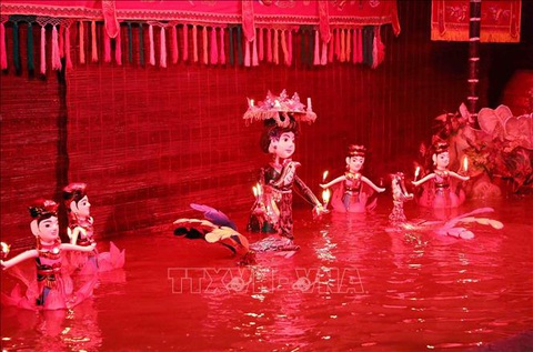 Hai Phu nhân Thủ tướng Việt Nam và Malaysia cùng thưởng thức múa rối nước - Ảnh 5. Các tiết mục đặc sắc - Ảnh: TTXVN