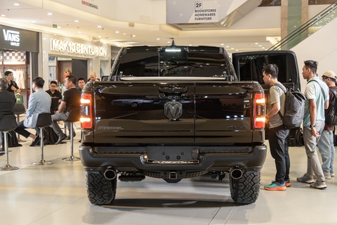 RAM 1500 bản rẻ nhất trình làng Việt Nam, nhưng giá vẫn như xe sang - Ảnh 7. RAM 1500 bản rẻ nhất trình làng Việt Nam, nhưng giá vẫn như xe sang - Ảnh 7.
