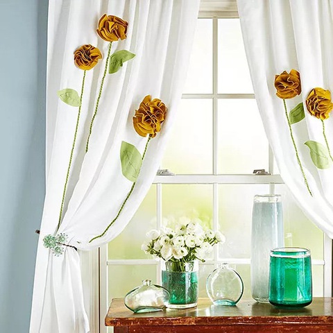 10 ý tưởng làm đẹp cửa sổ với rèm cửa - Ảnh 1. Không chỉ ngăn sáng, một chiếc rèm cửa còn thể hiện gu thẩm mỹ của chủ nhà - Ảnh: BHG