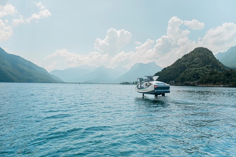 Taxi điện bay trên nước đầu tiên đã bắt đầu đi vào phục vụ con người - Ảnh 1. Taxi điện bay trên nước đầu tiên đã bắt đầu đi vào phục vụ con người - Ảnh 1.