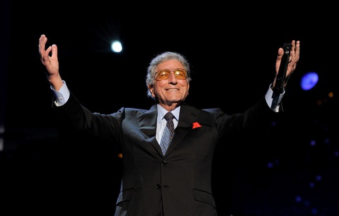 Huyền thoại âm nhạc Mỹ Tony Bennett qua đời - Ảnh 1. Giọng ca I Left My Heart in San Francisco mất tại quê nhà New York ở tuổi 96, theo CNN - Ảnh: CNN