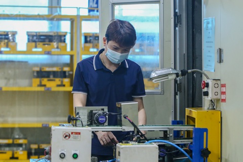 Đại đa số người lao động muốn được tăng lương tối thiểu - Ảnh: HÀ QUÂN Đại đa số người lao động muốn được tăng lương tối thiểu - Ảnh: HÀ QUÂN