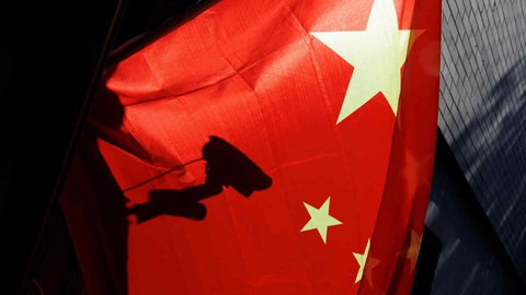 Trung Quốc trấn an công ty nước ngoài về luật chống gián điệp mới - Ảnh 1. Các công ty Mỹ cho rằng luật mới sẽ khiến hoạt động thu thập thông tin về kinh tế của họ ở Trung Quốc trở thành hành vi phạm pháp - Ảnh: REUTERS