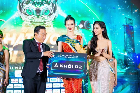 Ý Nhi đoạt giải Á khôi 2 Duyên dáng sinh viên Bình Định 2023 Ý Nhi đoạt giải á khôi 2 Duyên dáng sinh viên Bình Định