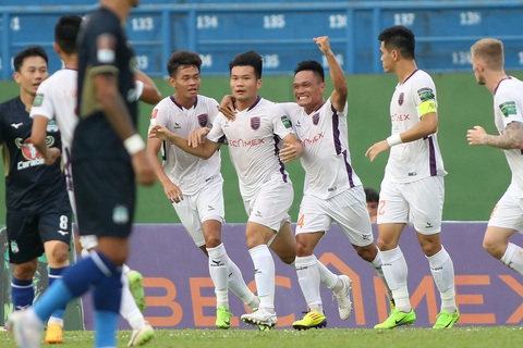 B.Bình Dương chỉ có bàn thắng duy nhất của Tống Anh Tỷ vào lưới Hoàng Anh Gia Lai - Ảnh: HOÀNG TÙNG B.Bình Dương chỉ có bàn thắng duy nhất của Tống Anh Tỷ vào lưới Hoàng Anh Gia Lai - Ảnh: HOÀNG TÙNG