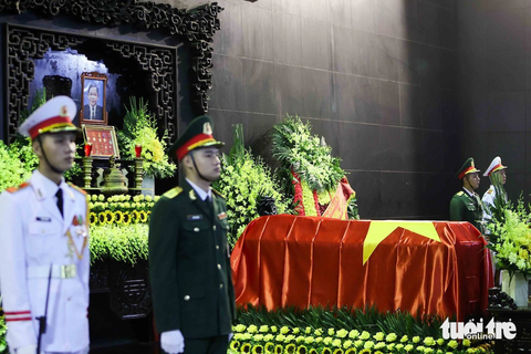 Tiễn biệt cố Phó thủ tướng Nguyễn Khánh - Ảnh 7. Lễ tang cố Phó thủ tướng Nguyễn Khánh được tổ chức theo nghi thức lễ tang cấp Nhà nước - Ảnh: NGUYỄN KHÁNH