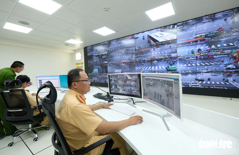 Đà Lạt vận hành hệ thống camera giao thông ở trung tâm - Ảnh 1. Trung tâm theo dõi, điều tiết hoạt động giao thông thông qua hệ thống camera giao thông tại thành phố Đà Lạt - Ảnh: M.V