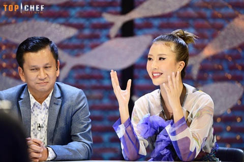 Top Chef Việt Nam tập 7: Quỳnh Anh Shyn thưởng thức đại tiệc lẩu 3 miền - Ảnh 7. Top Chef Việt Nam tập 7: Quỳnh Anh Shyn thưởng thức đại tiệc lẩu 3 miền - Ảnh 7.