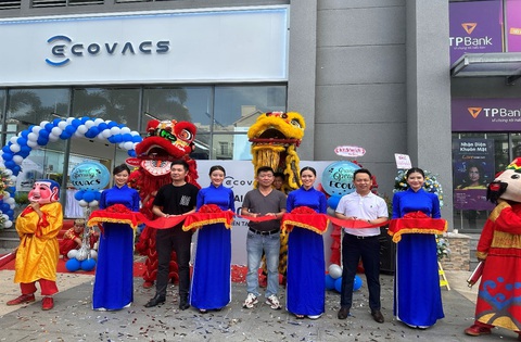 Cửa hàng robot hút bụi Ecovacs đầu tiên tại Việt Nam - Ảnh 5. Cửa hàng robot hút bụi Ecovacs đầu tiên tại Việt Nam - Ảnh 5.