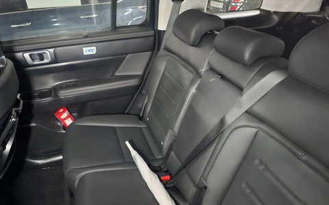 Thêm ảnh thực tế Hyundai Santa Fe mới và chi tiết nội thất - Ảnh 11. Thêm ảnh thực tế Hyundai Santa Fe mới và chi tiết nội thất - Ảnh 11.