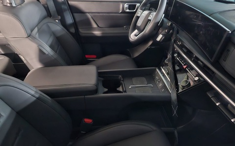 Thêm ảnh thực tế Hyundai Santa Fe mới và chi tiết nội thất - Ảnh 5. Thêm ảnh thực tế Hyundai Santa Fe mới và chi tiết nội thất - Ảnh 5.
