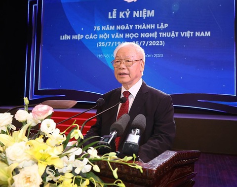 Tổng bí thư Nguyễn Phú Trọng: Đẩy mạnh đổi mới sáng tạo, đáp ứng yêu cầu chấn hưng văn hóa, xây dựng - Ảnh 1. Tổng bí thư Nguyễn Phú Trọng phát biểu tại lễ kỷ niệm - Ảnh: TTXVN