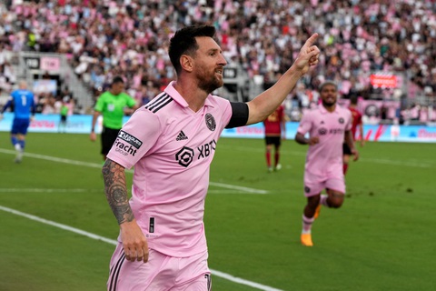 Messi lại rực sáng giúp Inter Miami thắng trận - Ảnh 1. Messi đã có 3 bàn chỉ sau 2 trận đầu tiên cho Inter Miami - Ảnh: REUTERS