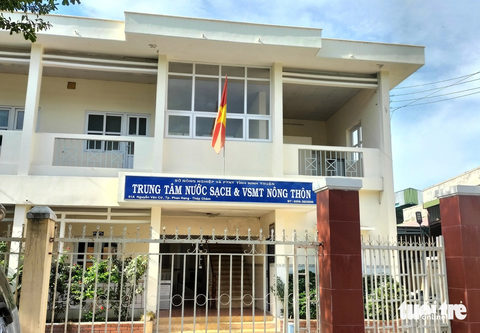 Cựu trưởng phòng và 1 giám đốc bị khởi tố do vi phạm đấu thầu - Ảnh 1. Trung tâm Nước sạch và vệ sinh môi trường nông thôn tỉnh Ninh Thuận, nơi có 1 trưởng phòng bị khởi tố về tội "vi phạm quy định về đấu thầu" - Ảnh: DUY NGỌC
