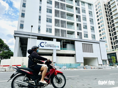 Coteccons bị yêu cầu phá sản, liên quan 'cuộc chiến' giành gói thầu 35.000 tỉ sân bay Long Thành? - Ảnh 1. Coteccons đang tham gia "tranh đấu" giành gói thầu hơn 35.000 tỉ đồng của sân bay Long Thành. Trong ảnh là một dự án ở quận 7, TP.HCM - Ảnh: BÔNG MAI